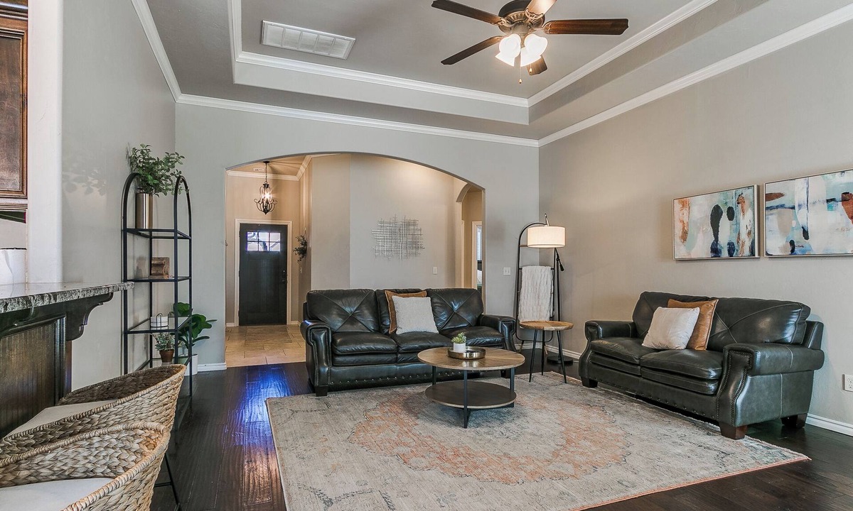 Yukon House | Where Comfort Meets Luxury