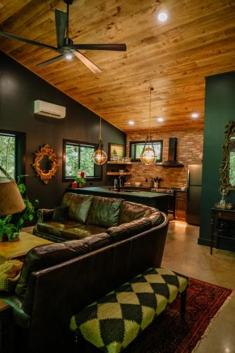 Loudonville Villa | Whiskey Lounge