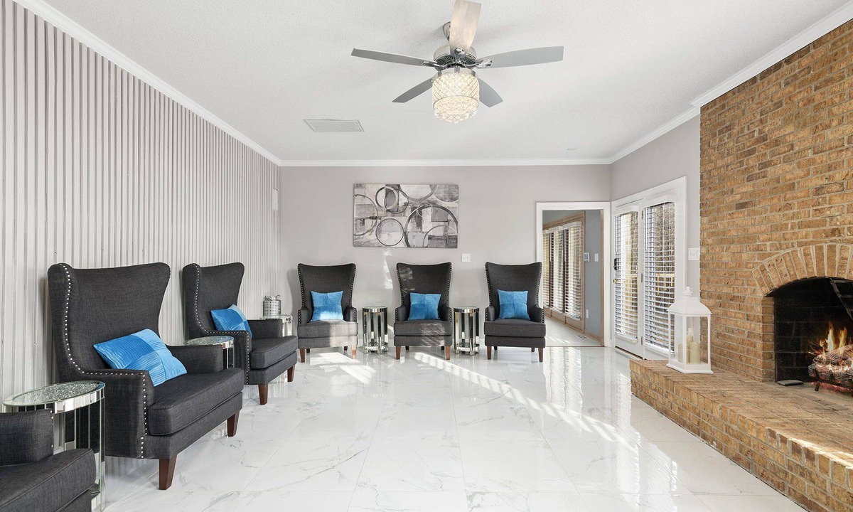 Greensboro House | Whisper Chateau