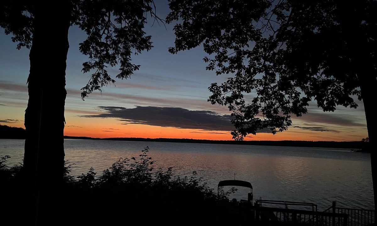 Belgrade Cottage | Whispering Pines Lake Front Cottage