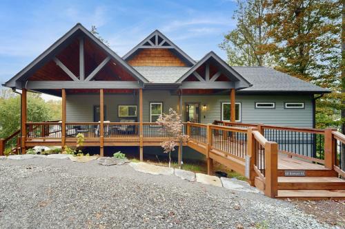 Lake Junaluska House | Whispering Reeds