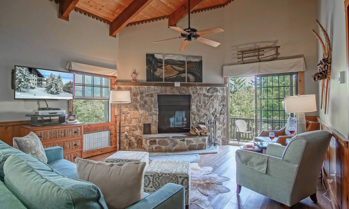Edray Condo | Whistlepunk #18: 4 Bedrooms, 3 Baths