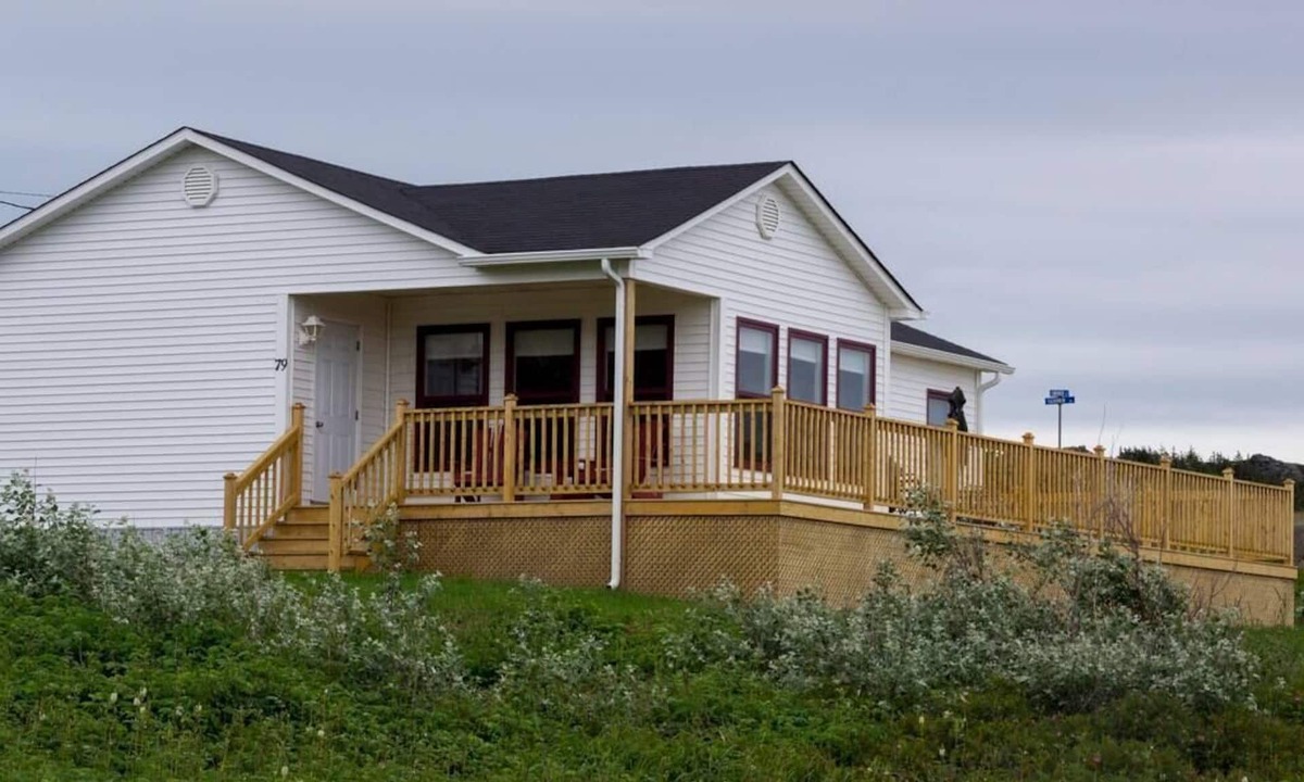 Newfoundland House | Whistler's View