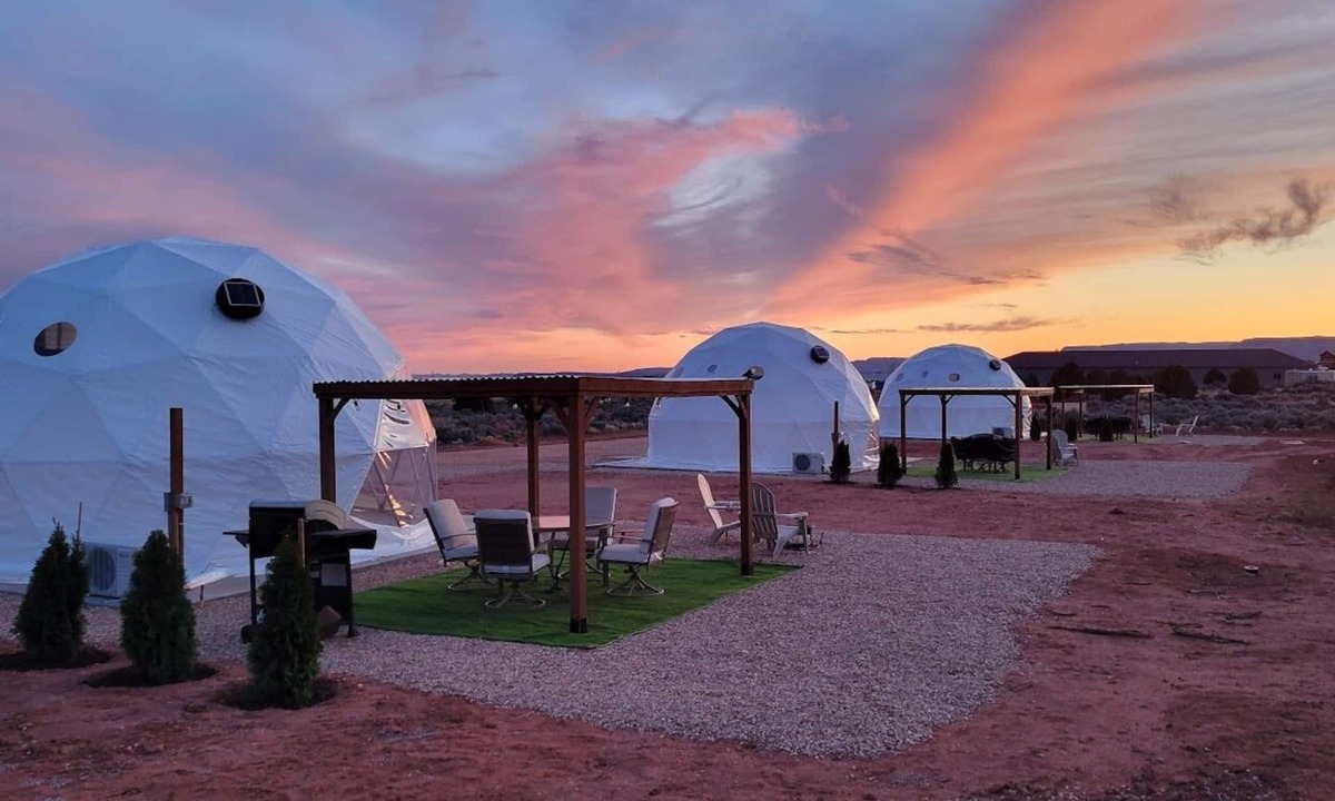 Kanab Cabin | White Camel