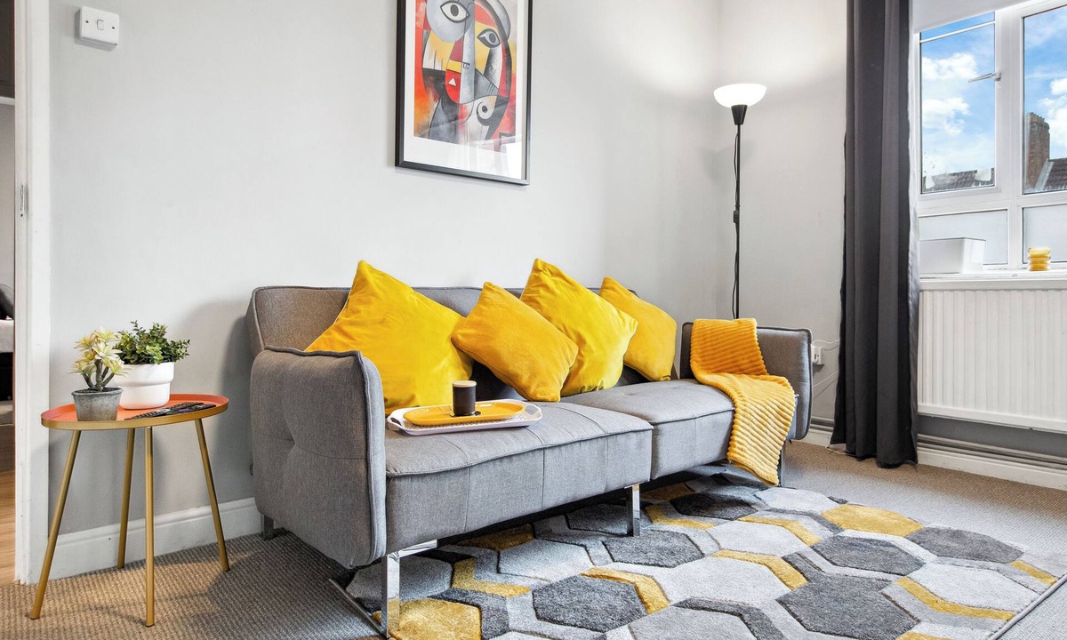 White City Apartment | White City Retreat