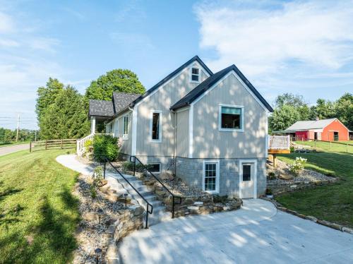 Elkton House | White Fern