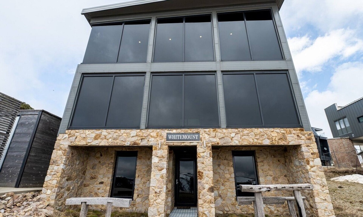 Hotham Heights Ski Chalet | White Mount - Mt Hotham