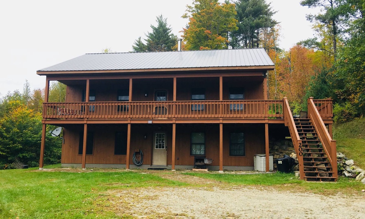 North Haverhill House | White Mountain Retreat ( Pet Friendly)