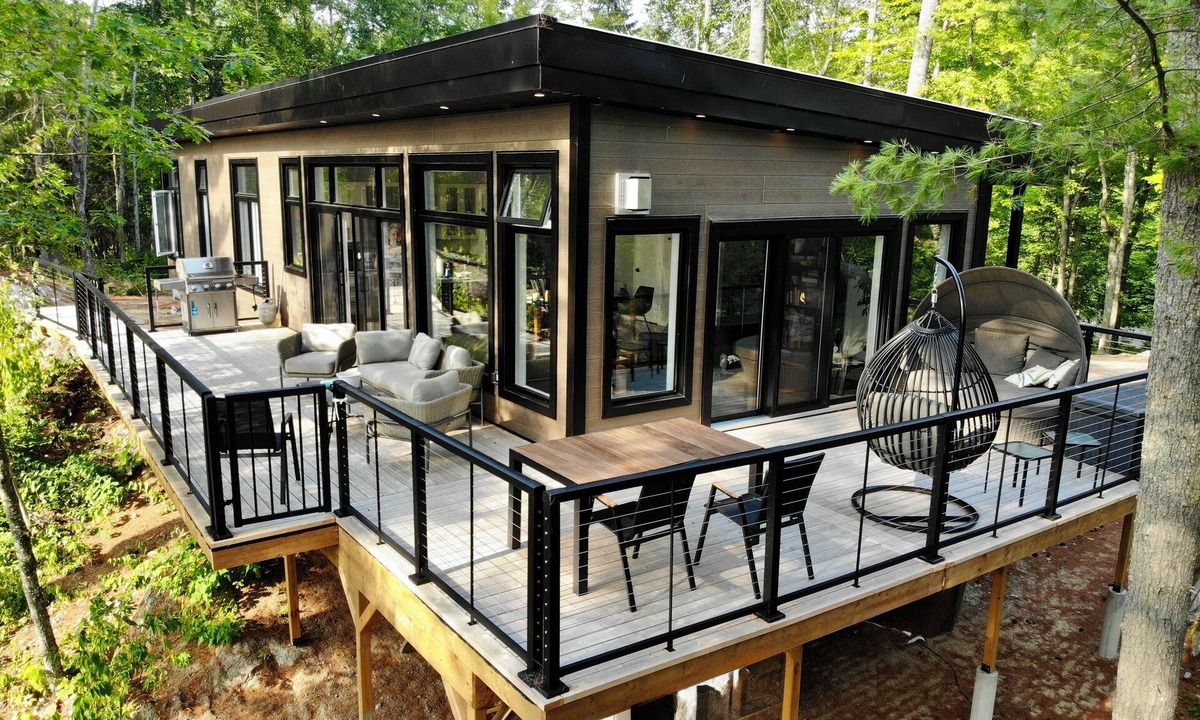 Lac-du-Cerf Cottage | White Pine Cottage at Lac du Cerf - a bright, modern, cozy place to unwind.