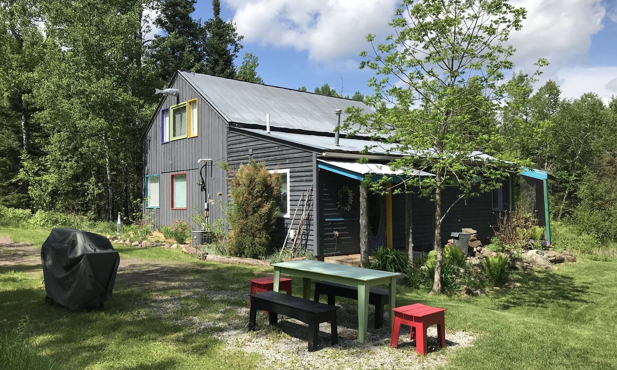 Palmers House | White Pine Retreat, Duluth North Shore Gem