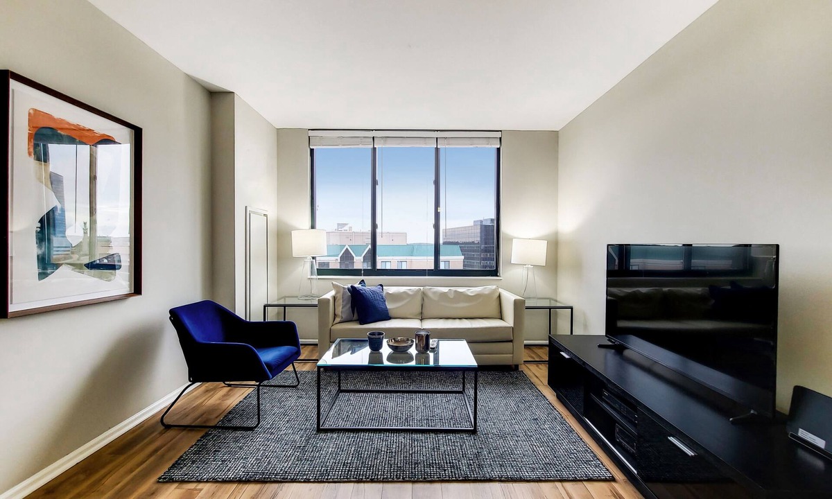 White Plains Apartment | White Plains One Bedroom, Steps from Metro North