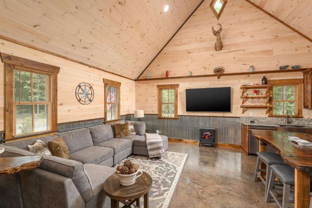 Rising Fawn House | White Tail Fawn Cabin