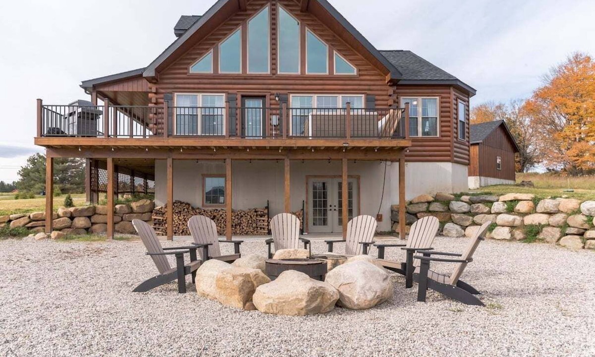 Vermontville Cabin | Whiteface Mtn Views Adirondack Mountain Hottub