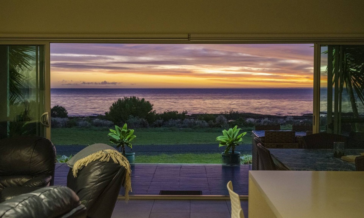 Para Wurlie House | Whitehaven ~ Absolute Beachfront!