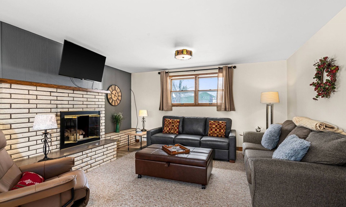 Billings Park Apartment | Whitehouse Retreat Suite Apt | Near River & Duluth