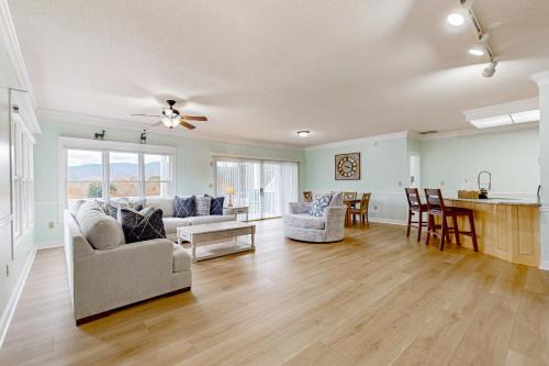 Ellijay Apartment | Whitepath Lodge & Resort #6