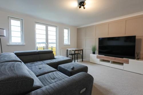 Bathgate Apartment | Whiteside Apartment