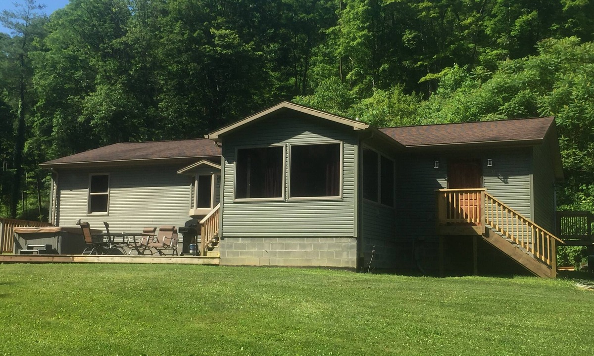 Confluence House | Whole House Nightly/Weekly Rental