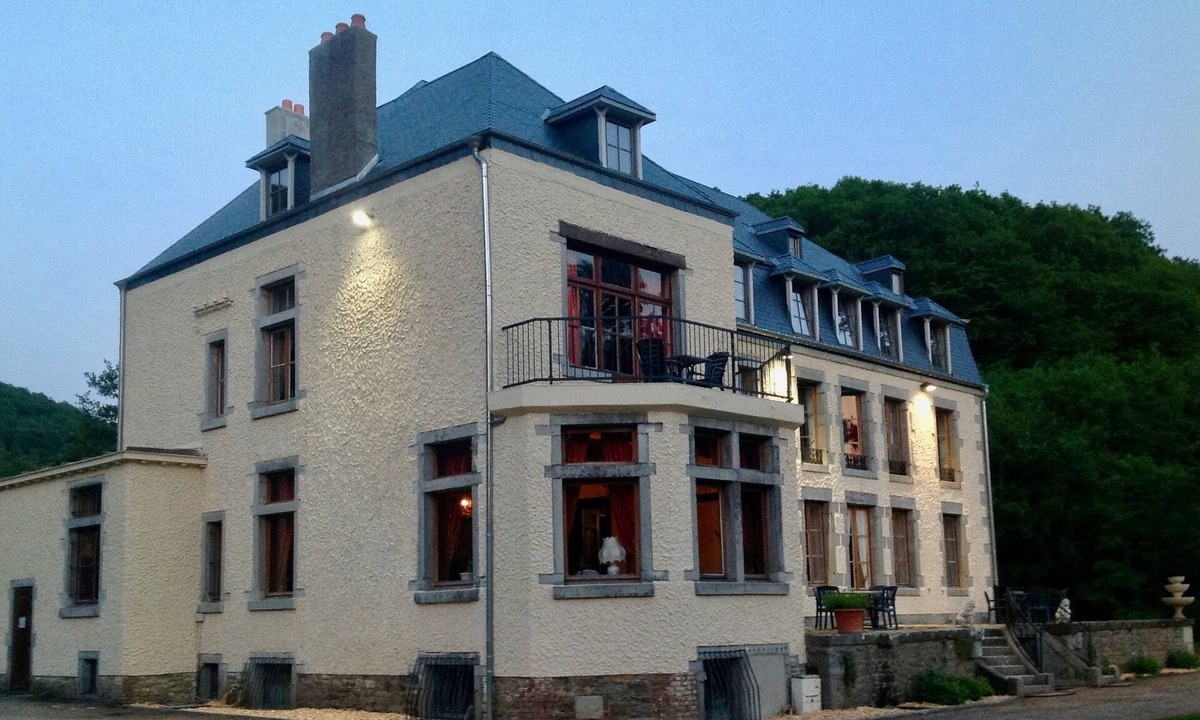 Vireux-Wallerand Other | Why not renting a whole castle for your holiday