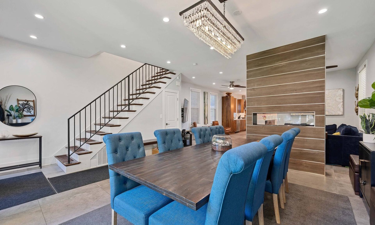 West Town House | Wicker Park 6bd/4ba, Steps from CTA, Parking Incl by AllSet Turnover