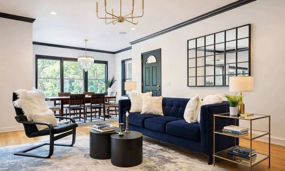 West Town Condo | Wicker Park Home: Movie Room, Piano
