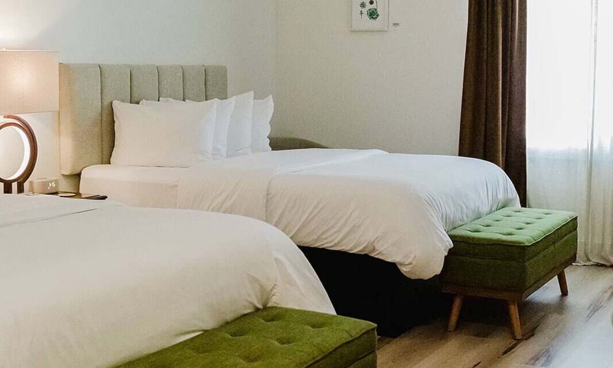 Gold Beach Hotel | Wild Iris Room at The Wildflower Inn