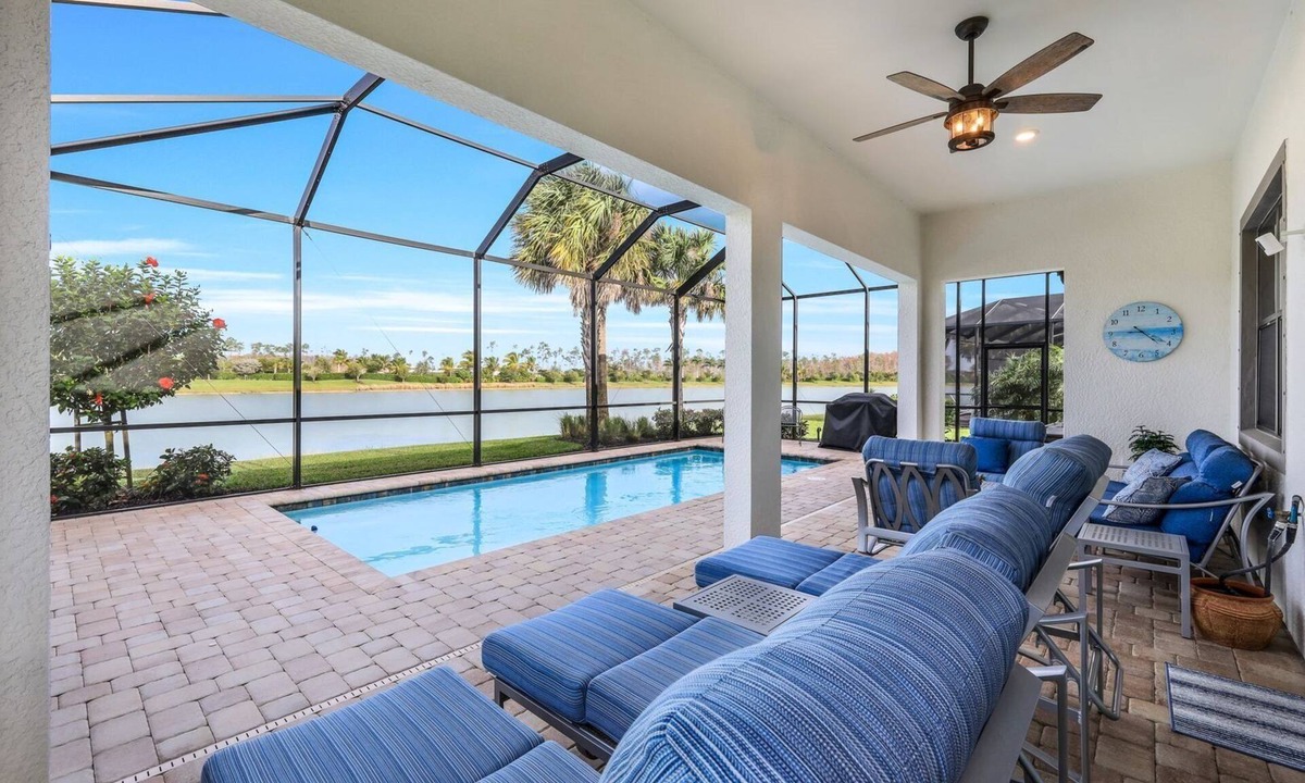 Biggar House | Wildblue - William Raveis Rentals