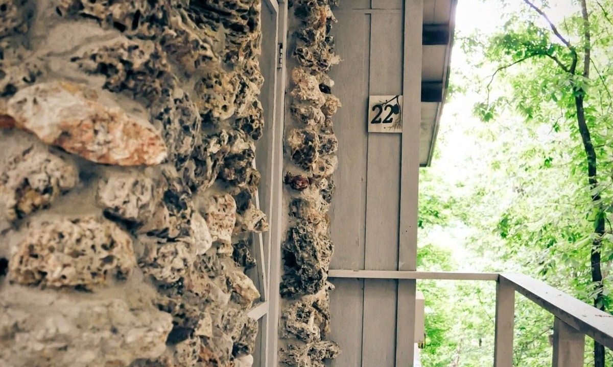 Lesterville Cabin | Wilderness Lodge