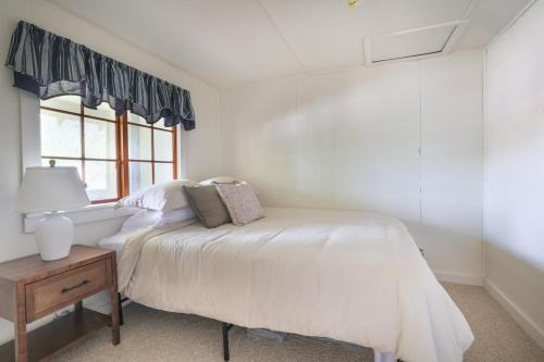 Colville House | Wilderness West Resort Cabin 7