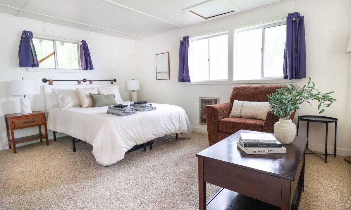 Colville Cabin | Wilderness West Resort Cabin 5