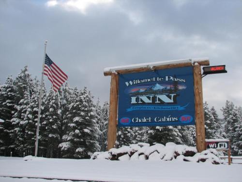 Crescent Ski Chalet | Willamette Pass Inn & Chalets