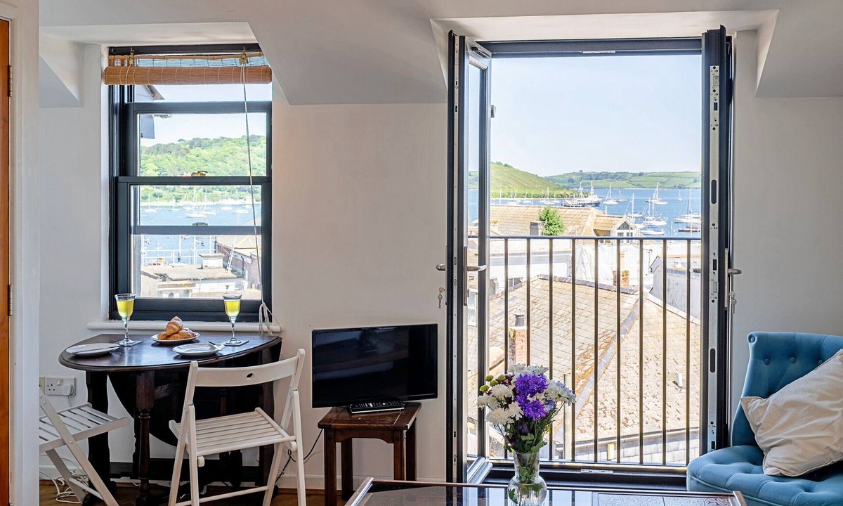 Mylor Churchtown Apartment | Williams Court