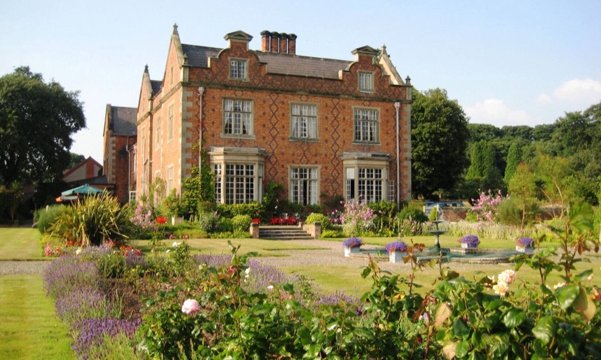 Cheshire West and Chester House | Willington Hall Hotel