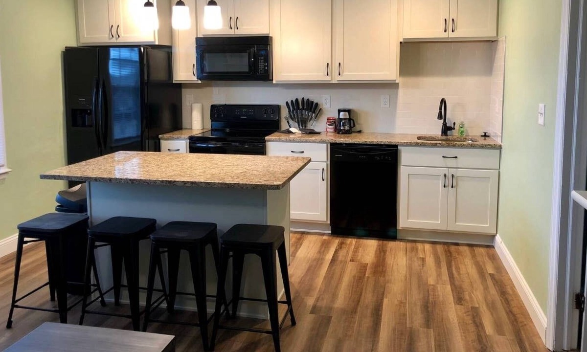 Willoughby Spit Condo | Willoughby Escape - Suite 3