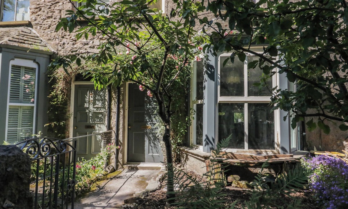 Silverdale Cottage | Willow Cottage