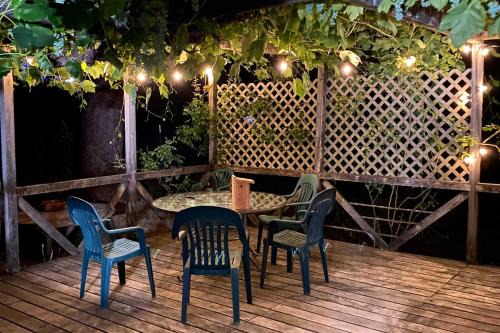 Willow Creek House | Willow Creek Hideaway with Deck, 1 Mi to River!