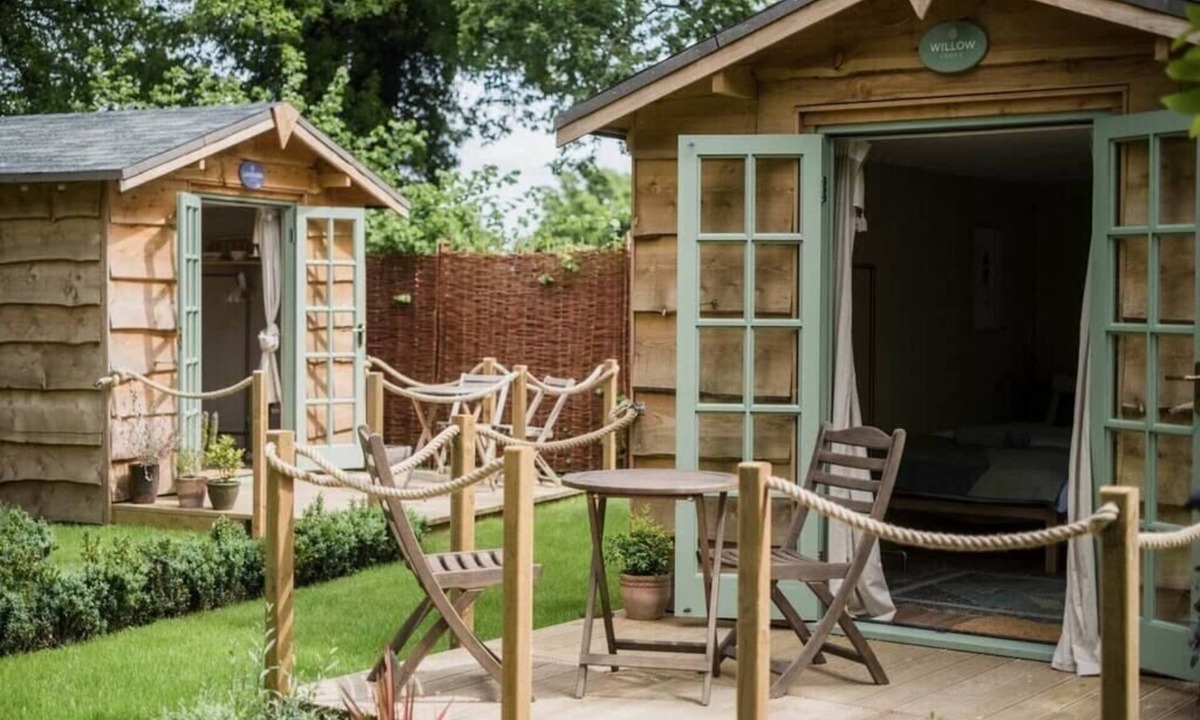 Beccles Cabin | Willow Lodge, Toad Hall, Wangford