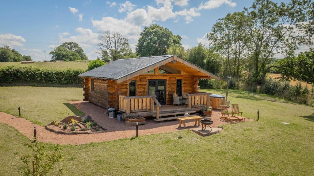 Upper Sapey House | Willow - Tedstone Log Cabins