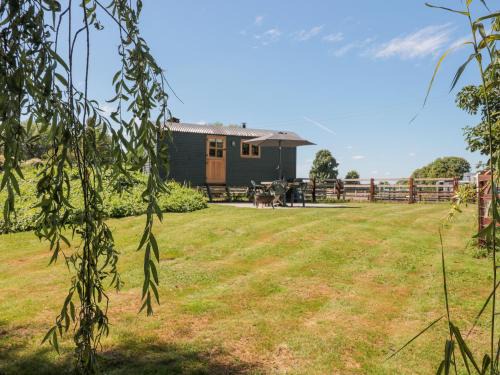 South Leigh House | Willowdale