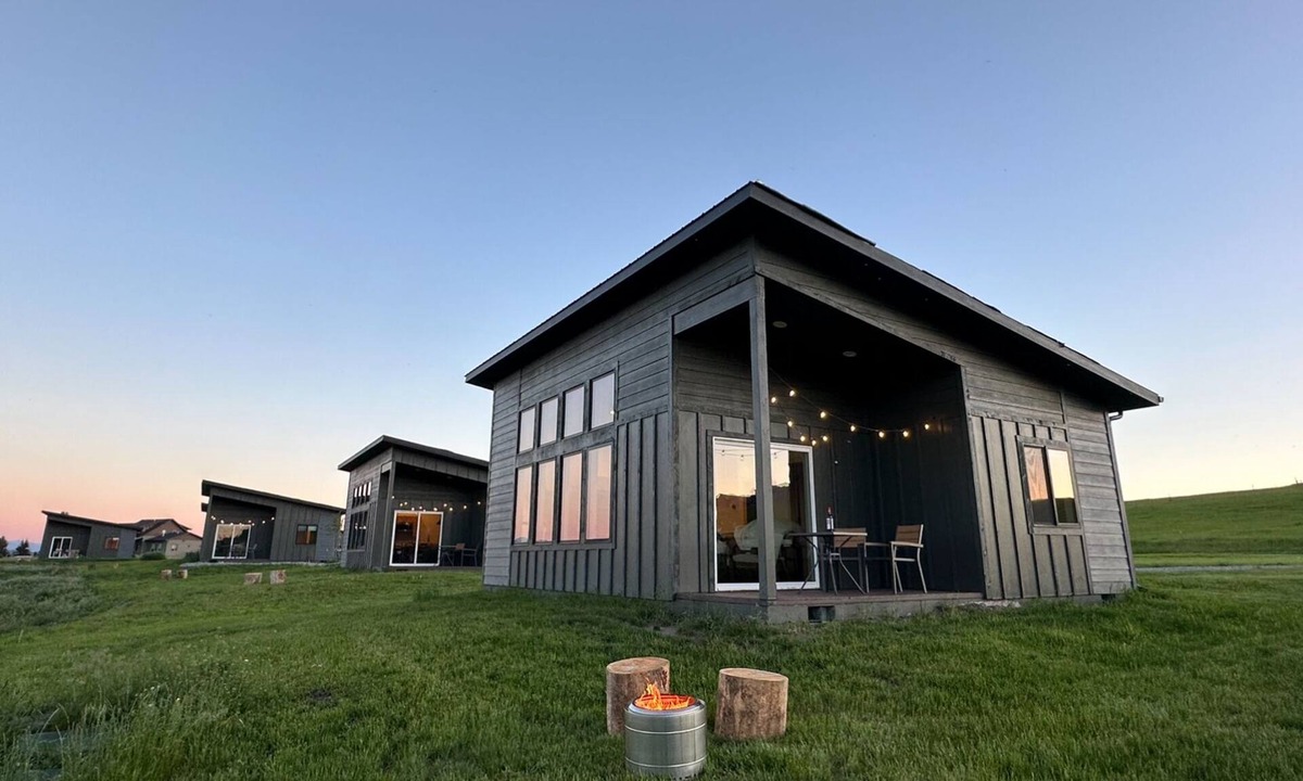 Creston Cabin | Willowline Cabin #1