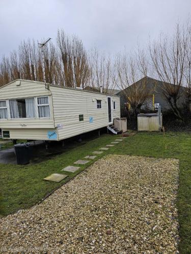 Crowle House | Willows 108 Caravan - 7 Lakes