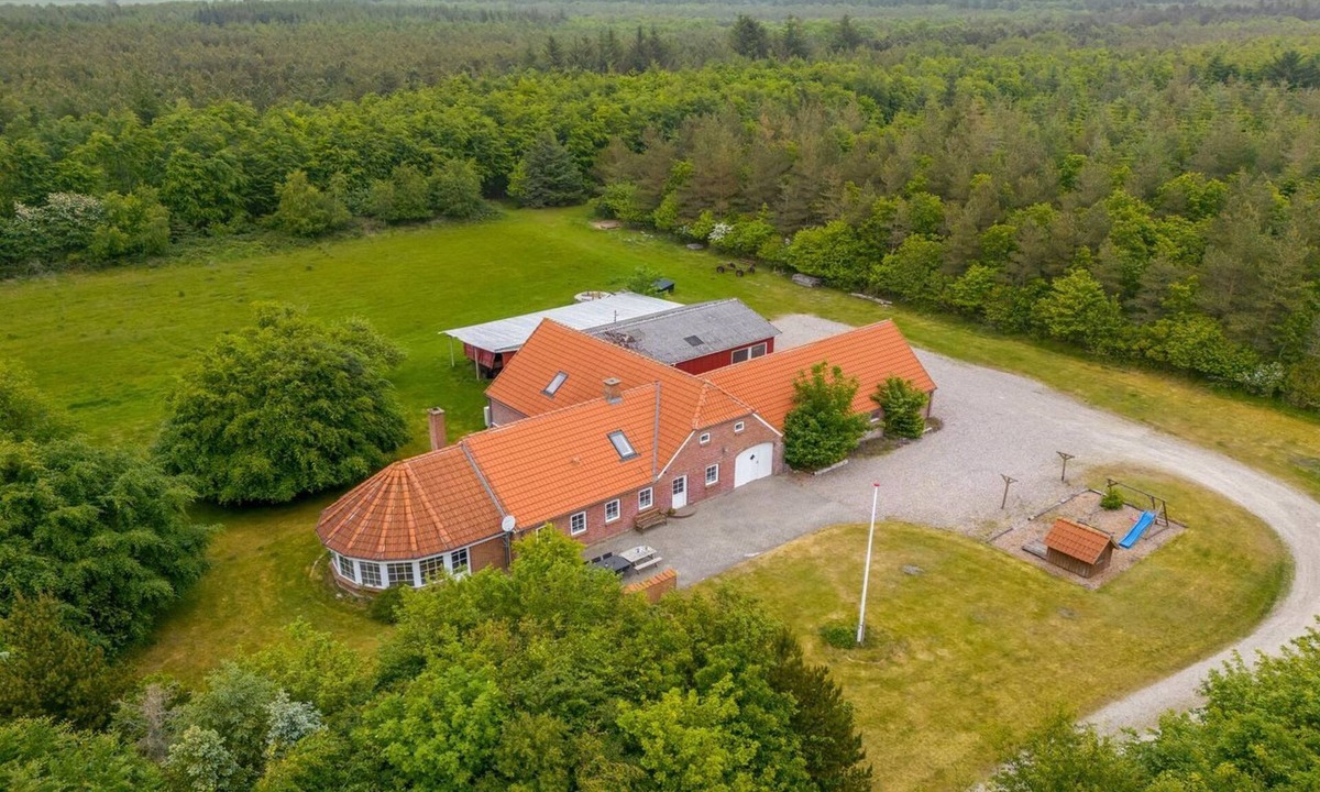 Vemb House | "Wilmar" - 1km to the fjord by Interhome