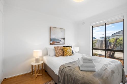Newcomb Apartment | Wilson Executive by Geelong Short & Long Stays