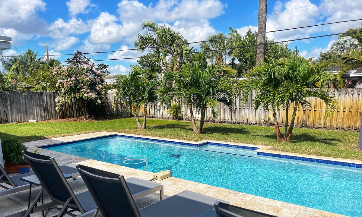 Oakland Park House | Wilton Zen: 2 Bed 2 Bath w/ Heated Salt Water Pool!