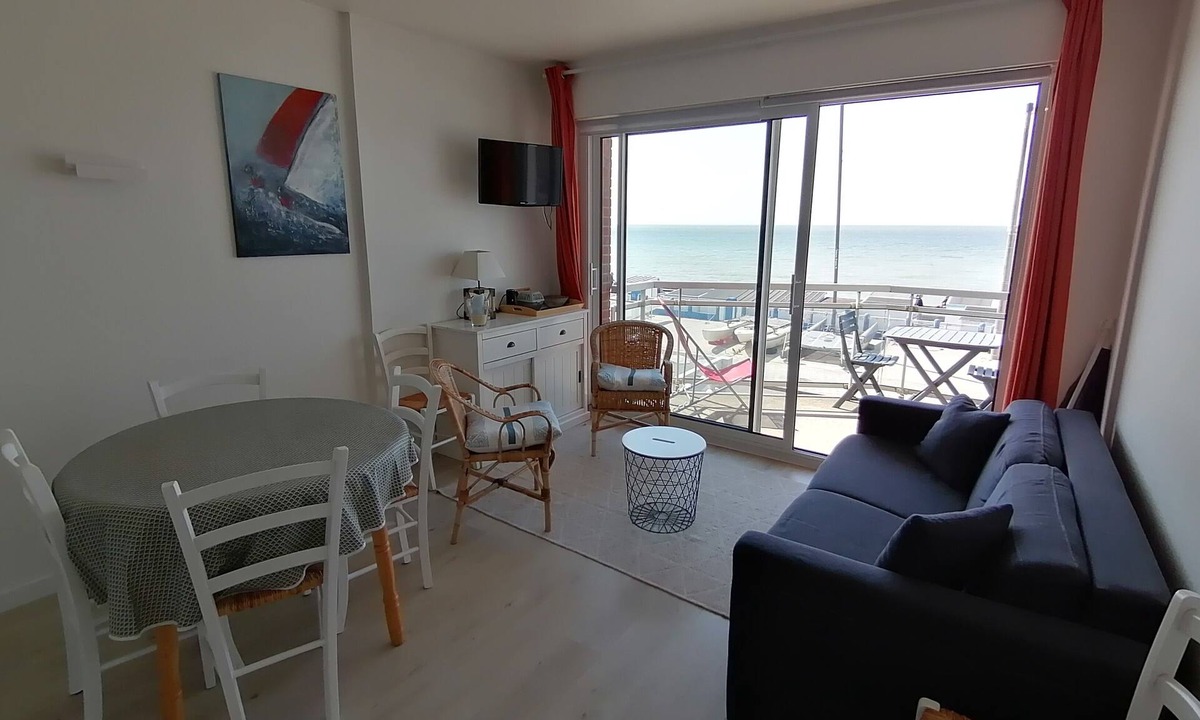 Wimereux Apartment | Wimereux, facing the sea