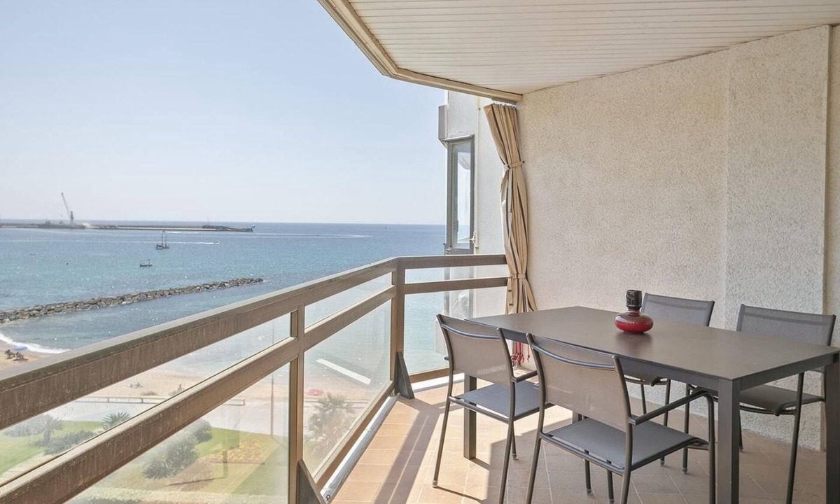 Sant Antoni de Calonge Apartment | Winahost Sant Antoni de Calonge