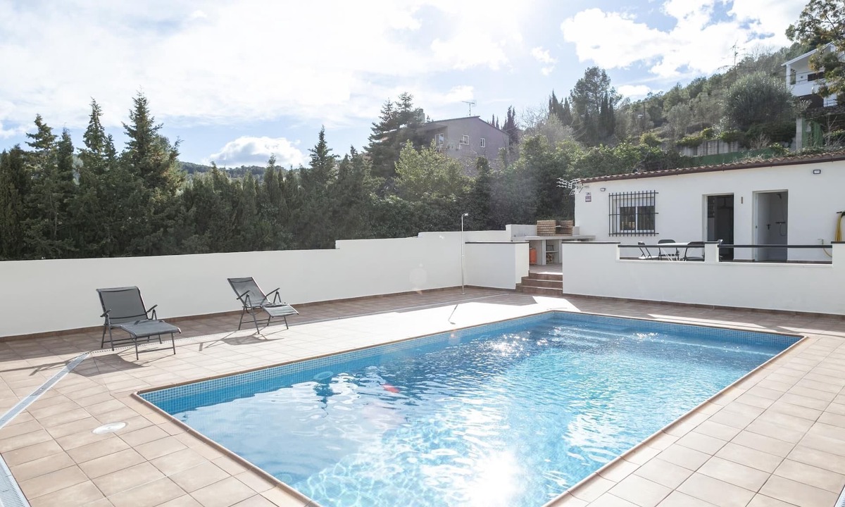 Pontons Villa | Winahost Penedés Carmina