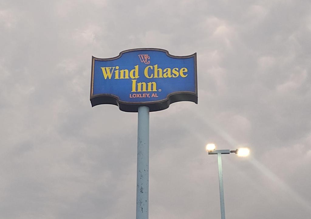 Loxley Hotel | Wind Chase Inn