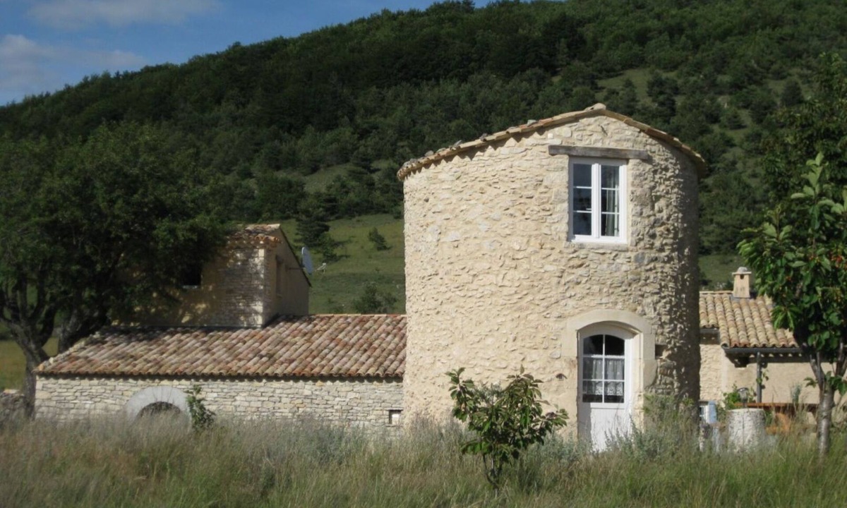 La Rochegiron Apartment | Windmill for couple
