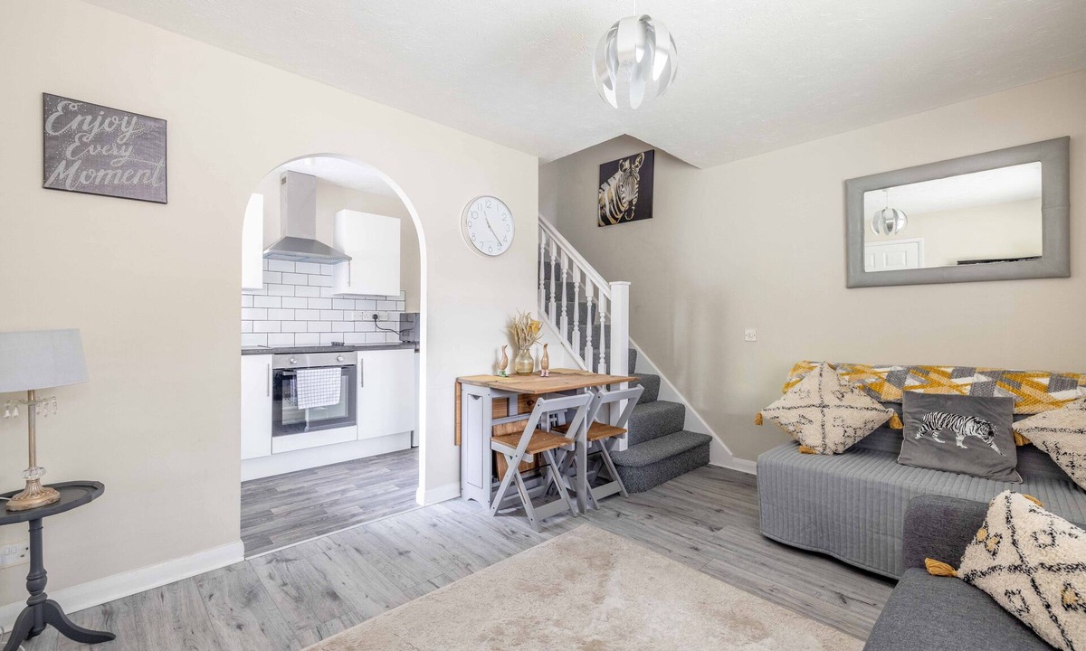 Slough House | Windsor Burnham Ascot One Bedroom Haven